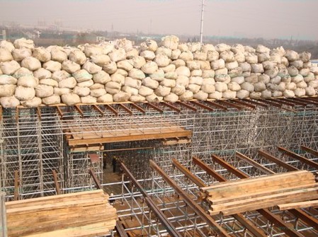 碗扣式鋼管腳手架施工作業(yè)注意事項(xiàng)★不要小看啦!